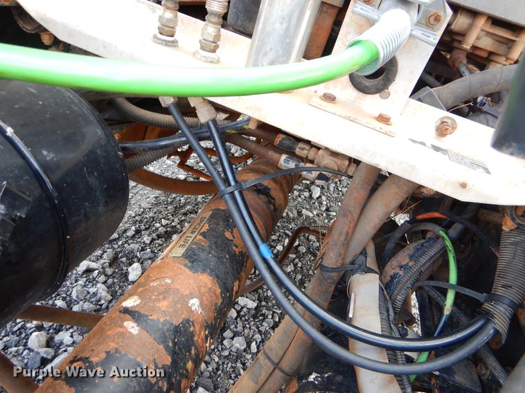 image for item FQ9636 2003 Peterbilt 378 semi truck