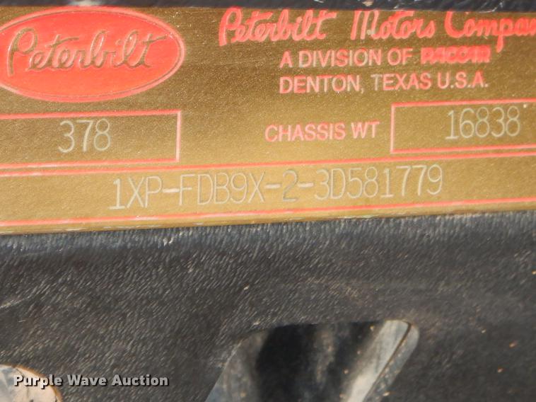 image for item FQ9636 2003 Peterbilt 378 semi truck