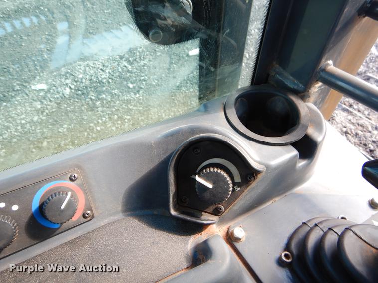 image for item FQ9638 2012 John Deere 850K dozer