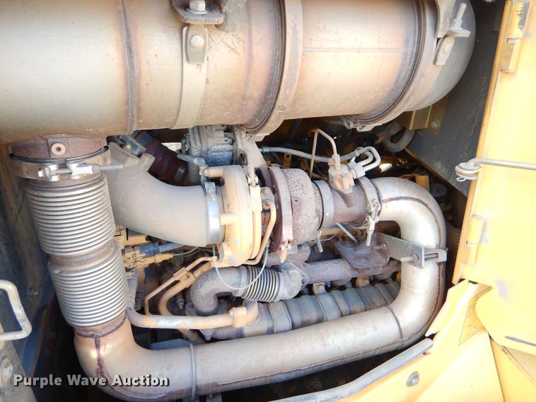 image for item FQ9638 2012 John Deere 850K dozer