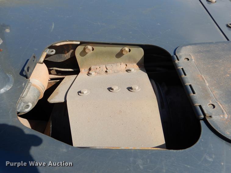 image for item FQ9638 2012 John Deere 850K dozer