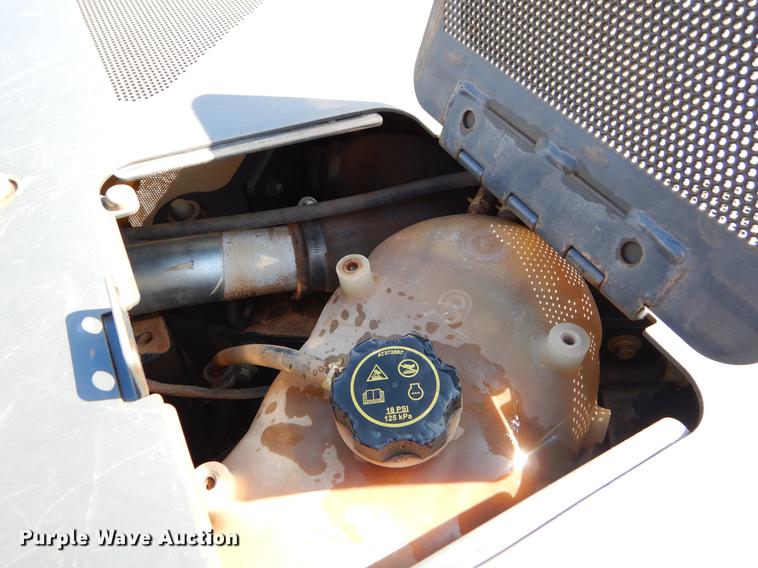 image for item FQ9638 2012 John Deere 850K dozer