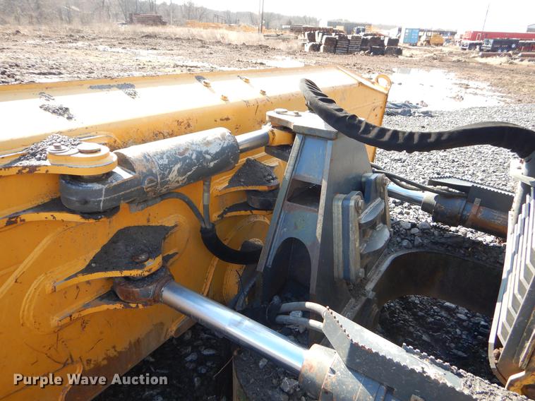 image for item FQ9638 2012 John Deere 850K dozer