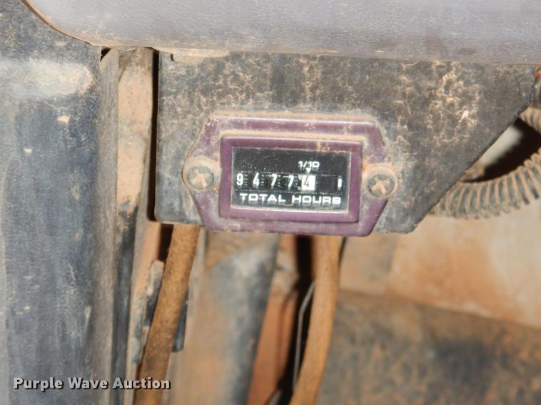 image for item FQ9644 1995 Ford F800 digger derrick truck