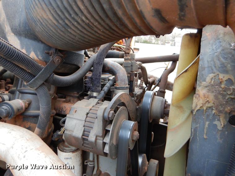 image for item FQ9644 1995 Ford F800 digger derrick truck