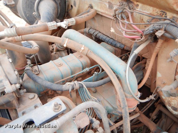 image for item FQ9645 1992 International 4700 digger derrick truck