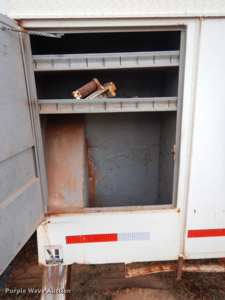 image for item FQ9645 1992 International 4700 digger derrick truck