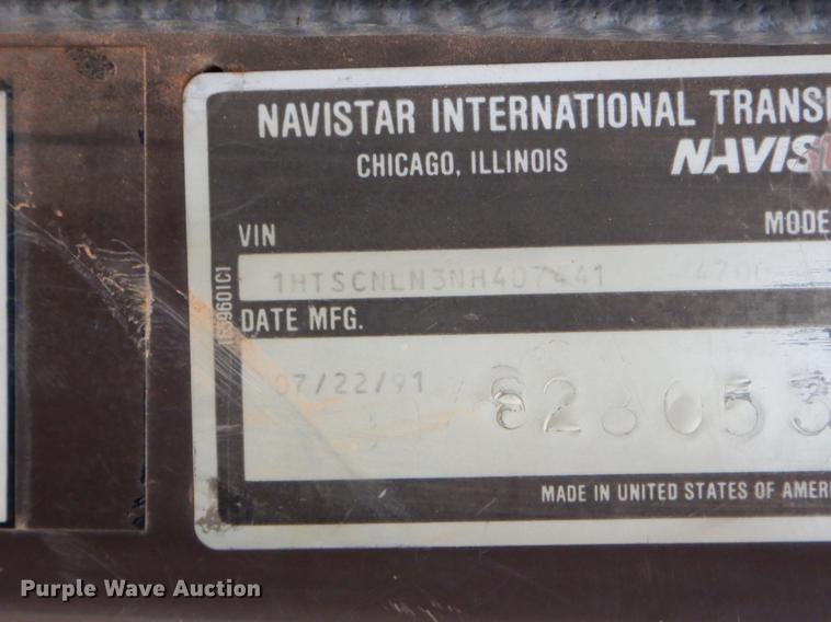 image for item FQ9645 1992 International 4700 digger derrick truck