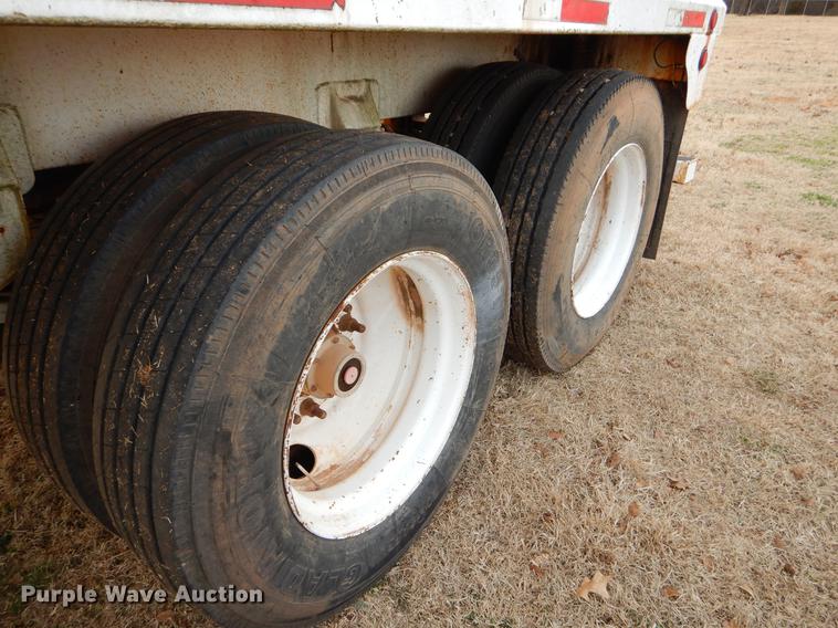 image for item FQ9647 2011 Galyean 130BB tank trailer