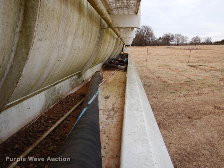 image for item FQ9647 2011 Galyean 130BB tank trailer