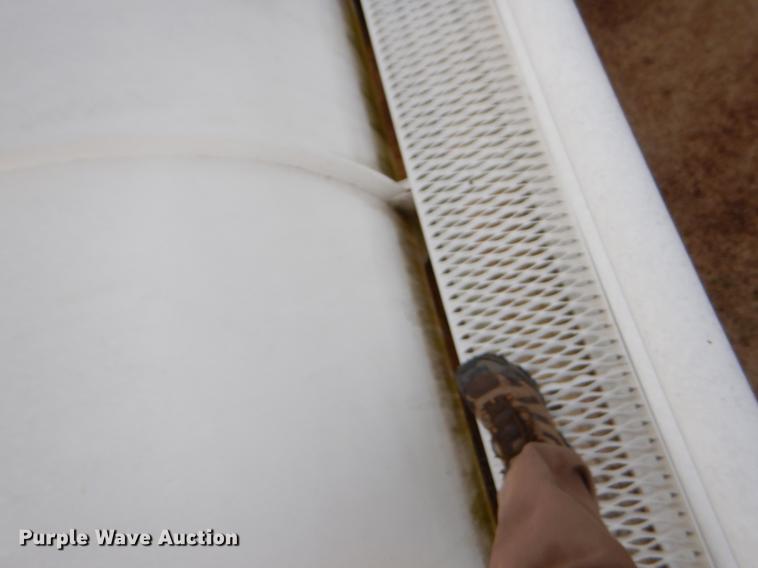 image for item FQ9647 2011 Galyean 130BB tank trailer