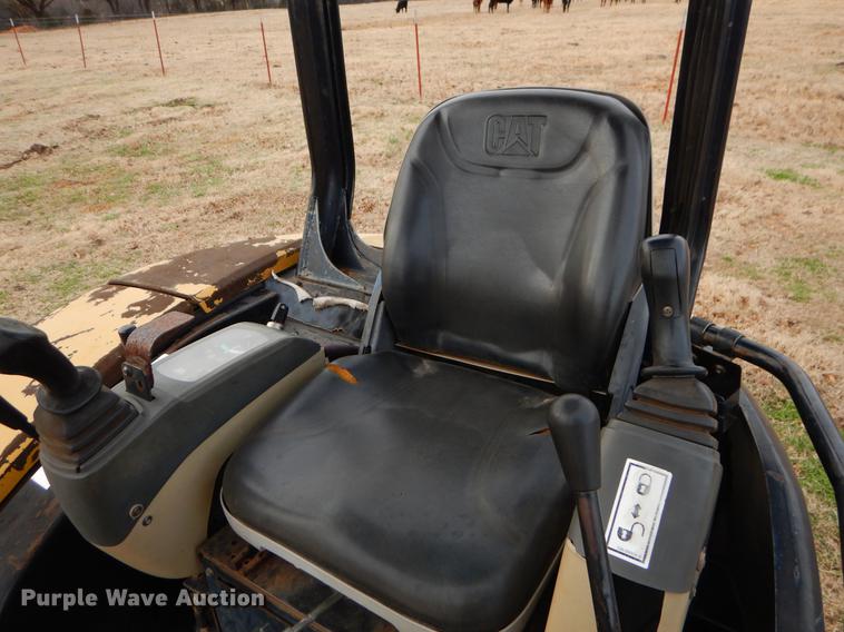 image for item FQ9648 2006 Caterpillar 303 CR mini excavator