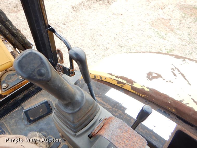 image for item FQ9648 2006 Caterpillar 303 CR mini excavator