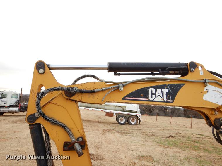 image for item FQ9648 2006 Caterpillar 303 CR mini excavator