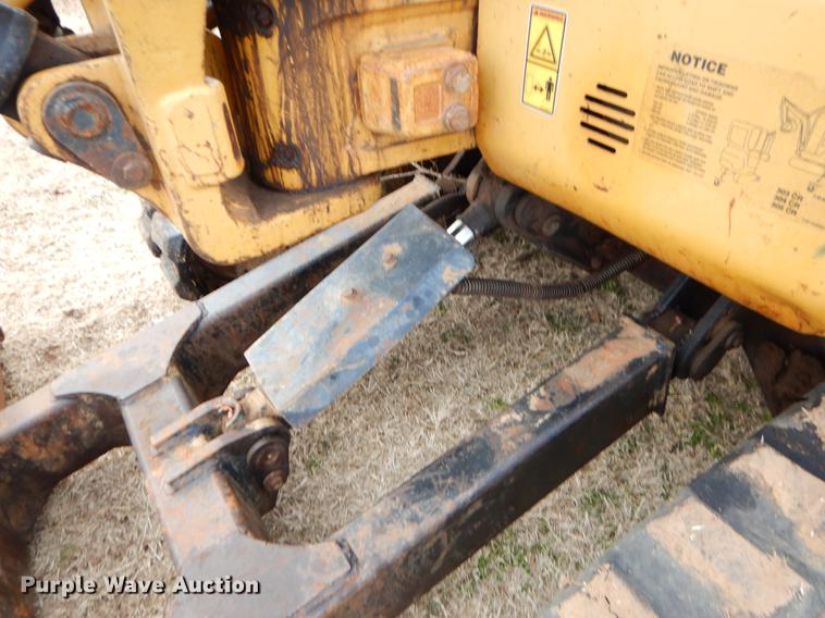 image for item FQ9648 2006 Caterpillar 303 CR mini excavator