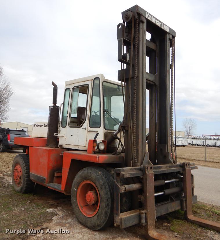 image for item FQ9674 Kalmar LMV12-600 forklift
