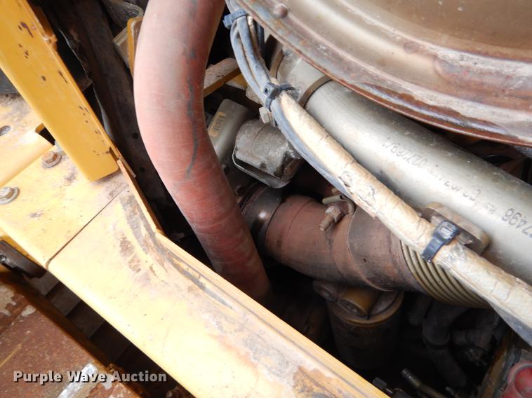 image for item FQ9703 2011 Caterpillar D6T XL dozer