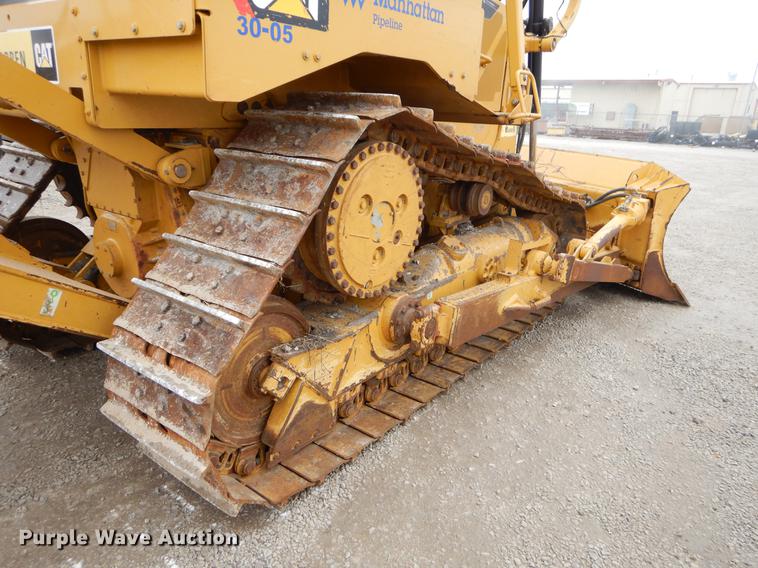 image for item FQ9703 2011 Caterpillar D6T XL dozer