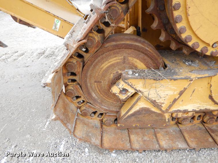 image for item FQ9703 2011 Caterpillar D6T XL dozer