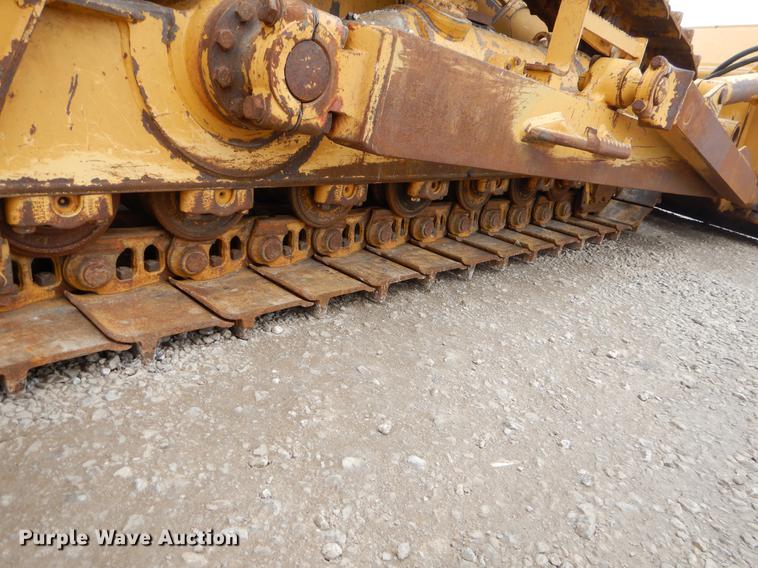 image for item FQ9703 2011 Caterpillar D6T XL dozer