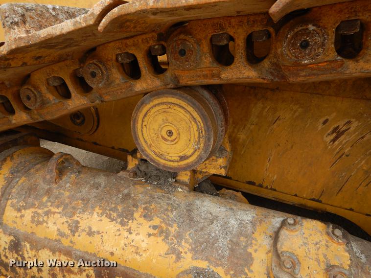 image for item FQ9703 2011 Caterpillar D6T XL dozer