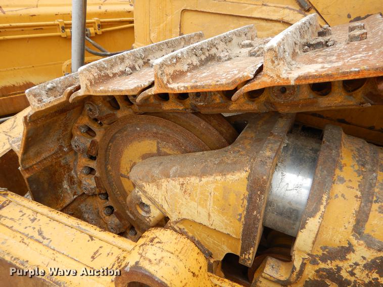 image for item FQ9703 2011 Caterpillar D6T XL dozer