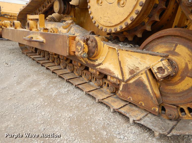 image for item FQ9703 2011 Caterpillar D6T XL dozer