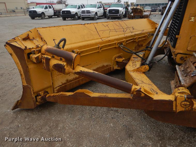 image for item FQ9703 2011 Caterpillar D6T XL dozer