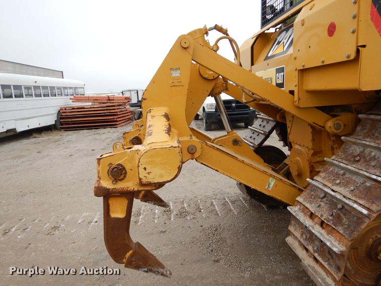 image for item FQ9703 2011 Caterpillar D6T XL dozer