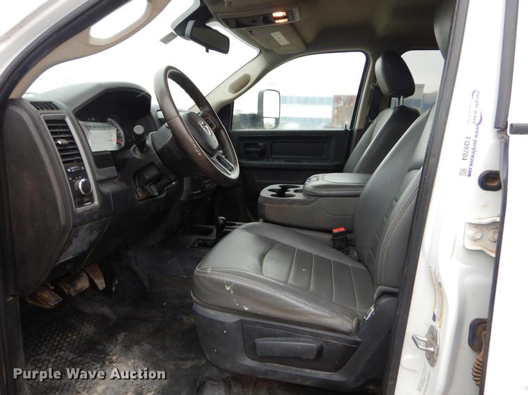 image for item FQ9704 2014 Dodge Ram 5500 Crew Cab flatbed truck