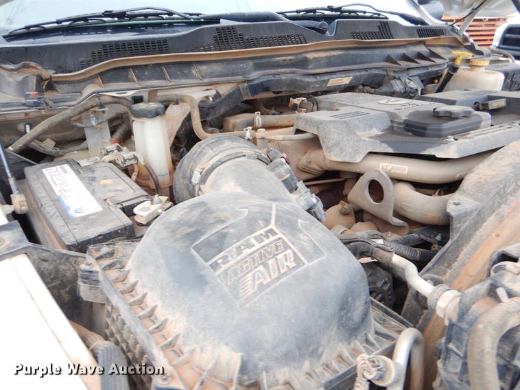 image for item FQ9704 2014 Dodge Ram 5500 Crew Cab flatbed truck