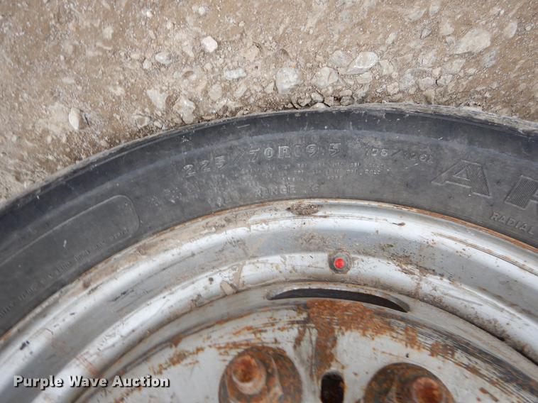 image for item FQ9704 2014 Dodge Ram 5500 Crew Cab flatbed truck