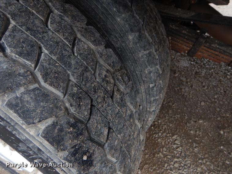 image for item FQ9704 2014 Dodge Ram 5500 Crew Cab flatbed truck