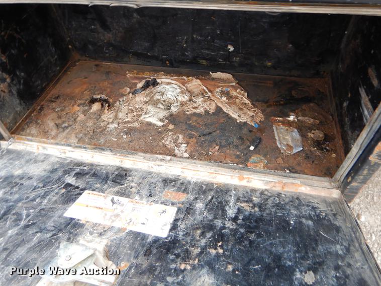 image for item FQ9704 2014 Dodge Ram 5500 Crew Cab flatbed truck