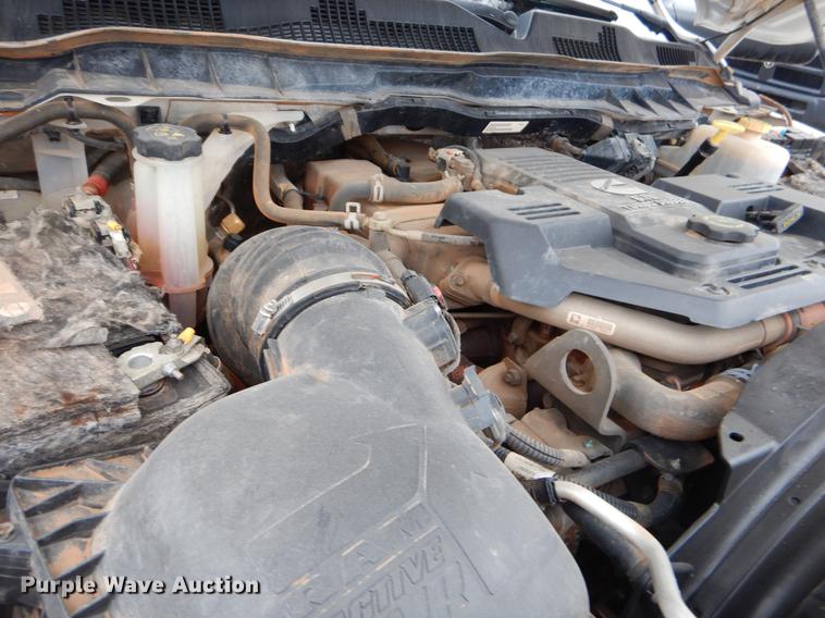 image for item FQ9705 2014 Dodge Ram 5500 Crew Cab flatbed truck