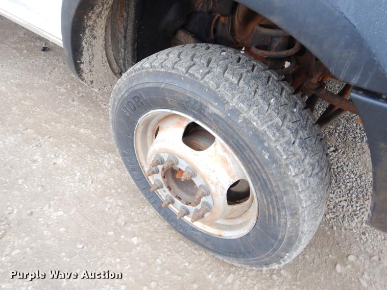 image for item FQ9705 2014 Dodge Ram 5500 Crew Cab flatbed truck