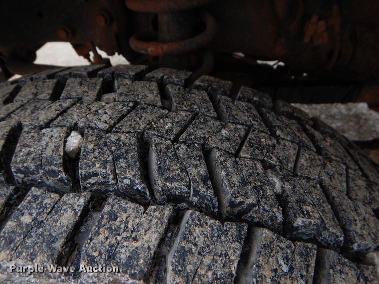 image for item FQ9705 2014 Dodge Ram 5500 Crew Cab flatbed truck