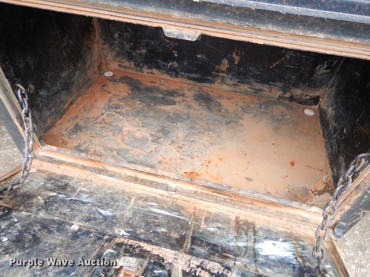 image for item FQ9705 2014 Dodge Ram 5500 Crew Cab flatbed truck