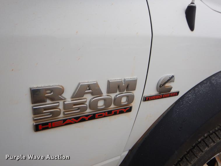 image for item FQ9705 2014 Dodge Ram 5500 Crew Cab flatbed truck