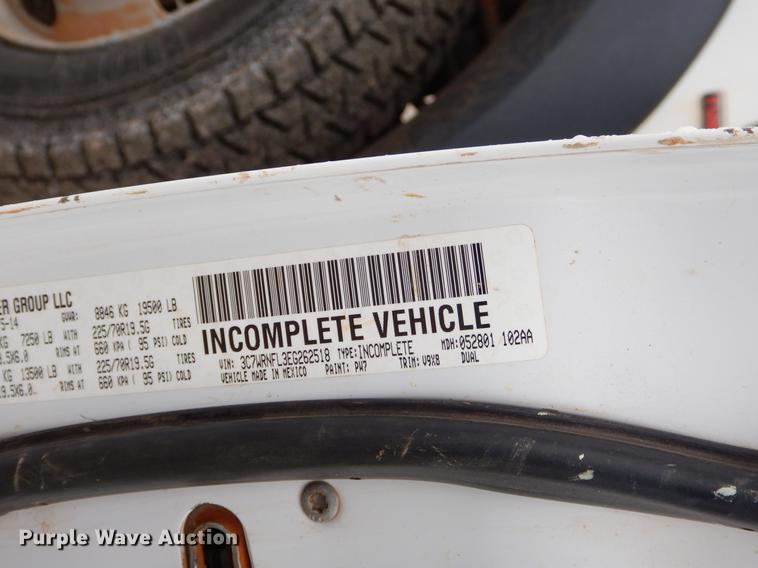 image for item FQ9705 2014 Dodge Ram 5500 Crew Cab flatbed truck