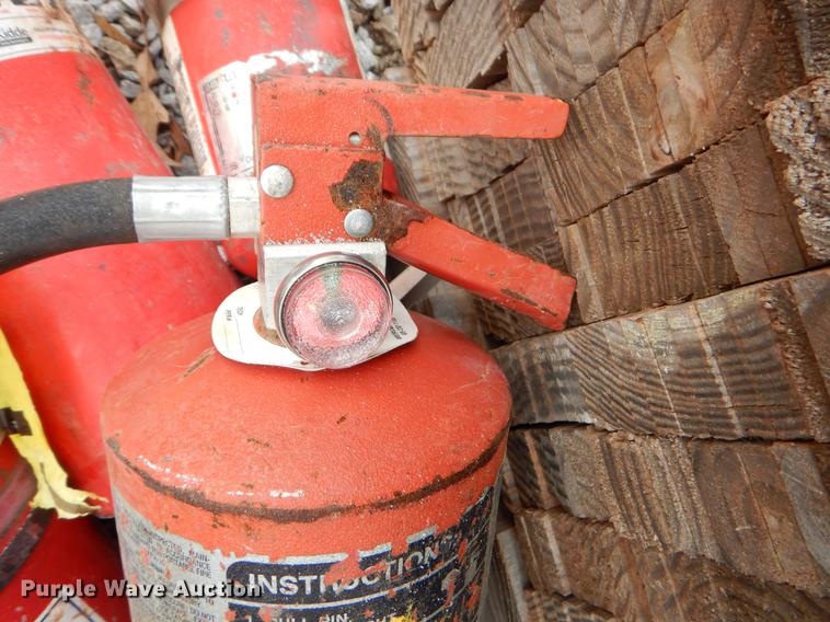 image for item FQ9706 Approximately 40 fire extinguishers