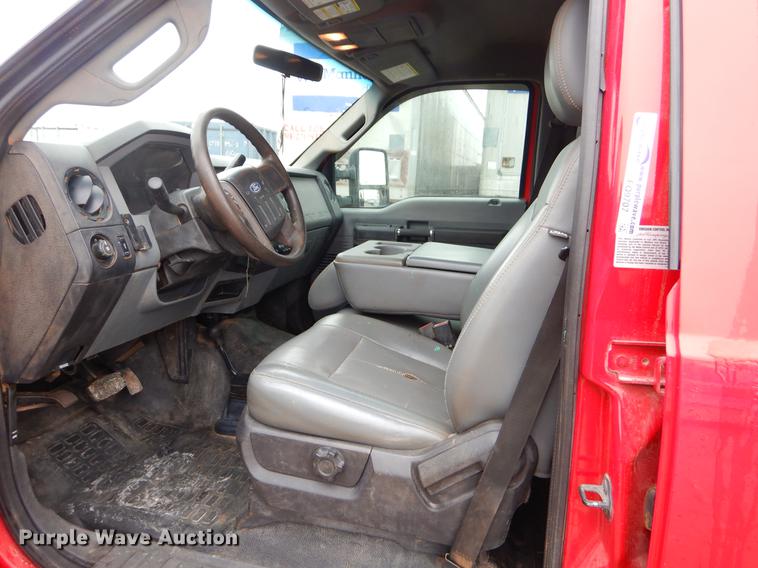 image for item FQ9707 2011 Ford F450 Super Duty Crew Cab flatbed truck with crane