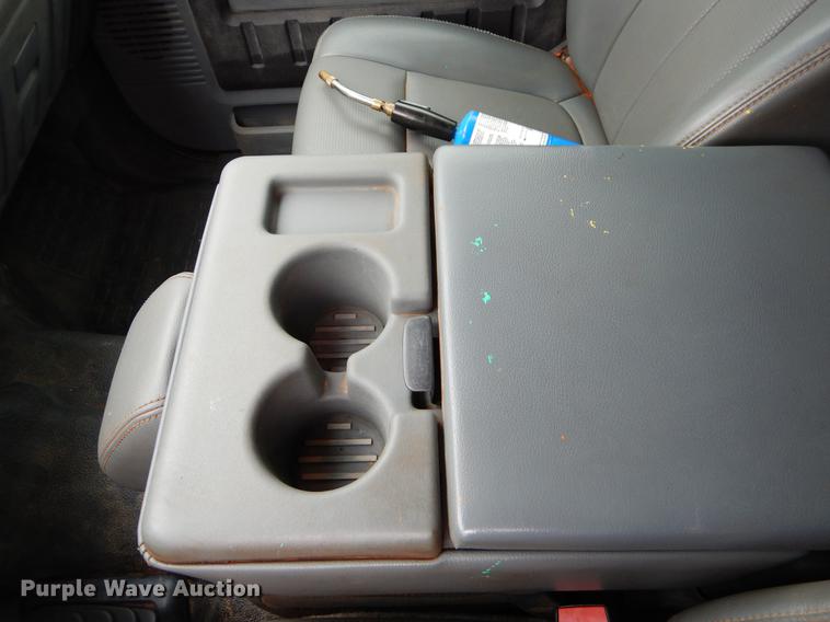 image for item FQ9707 2011 Ford F450 Super Duty Crew Cab flatbed truck with crane