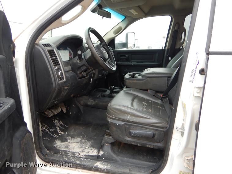 image for item FQ9708 2014 Dodge Ram 5500 Crew Cab flatbed truck