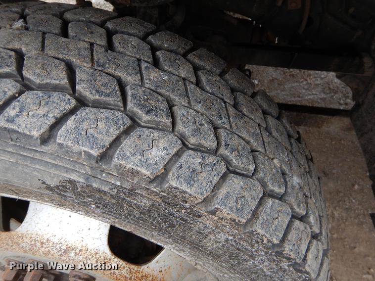 image for item FQ9708 2014 Dodge Ram 5500 Crew Cab flatbed truck