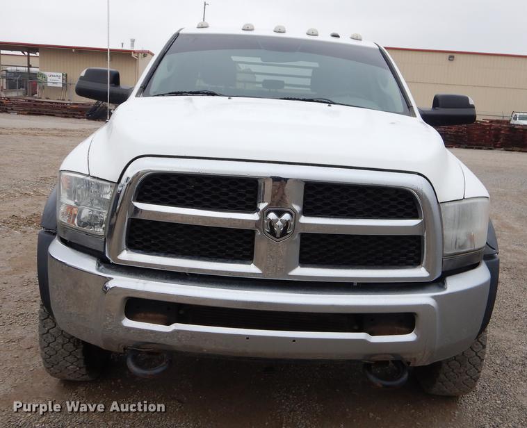 image for item FQ9709 2014 Dodge Ram 5500 Crew Cab flatbed truck