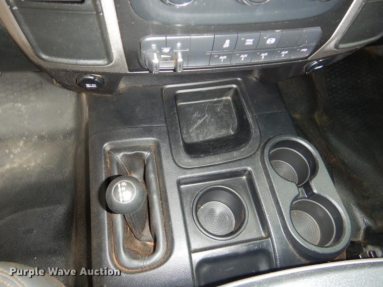 image for item FQ9709 2014 Dodge Ram 5500 Crew Cab flatbed truck