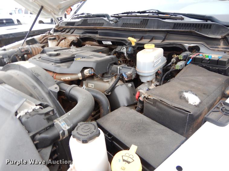 image for item FQ9709 2014 Dodge Ram 5500 Crew Cab flatbed truck