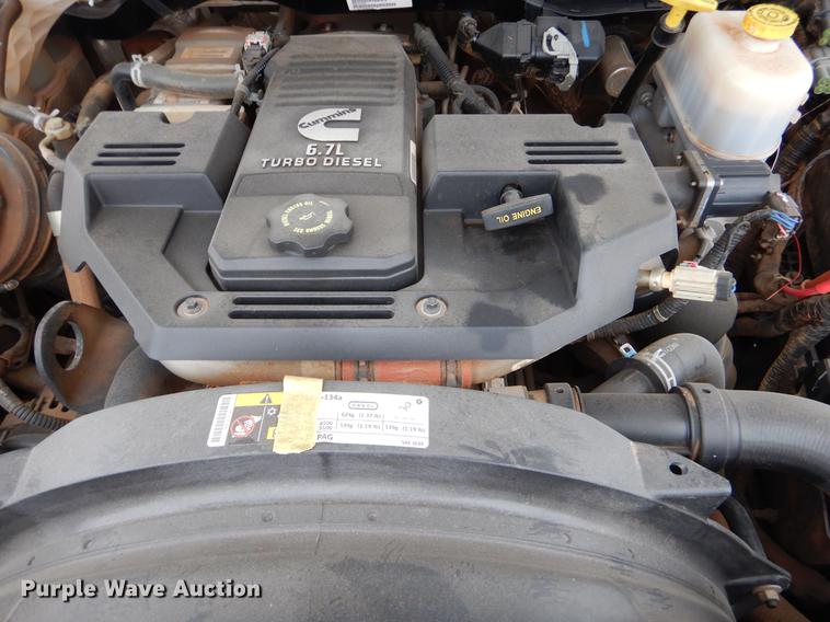 image for item FQ9709 2014 Dodge Ram 5500 Crew Cab flatbed truck