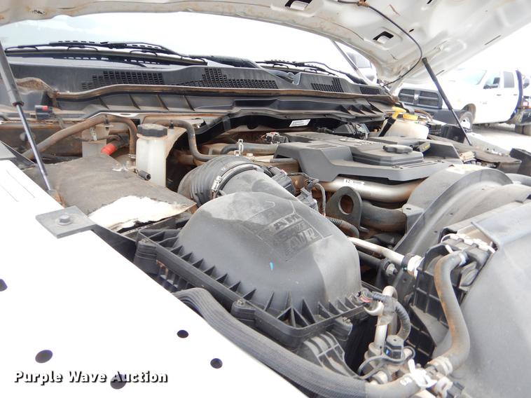 image for item FQ9709 2014 Dodge Ram 5500 Crew Cab flatbed truck